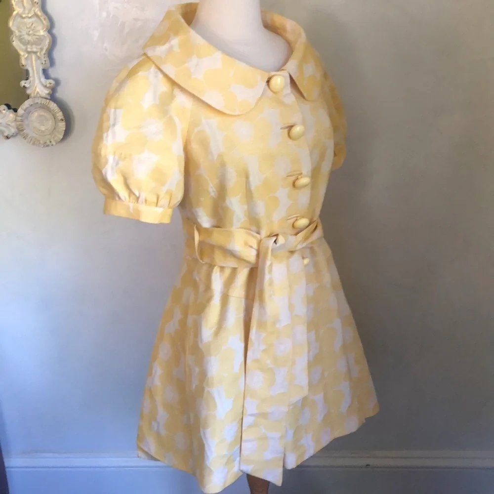 Vintage Cynthia Steffe Yellow & ivory short sleeve Dress/Coat Size 8